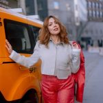 Munmun Dutta Instagram – Recently in New York City, had the pleasure of shooting with Indian born American based designer @sandeepravi89 for his brand @maisontai who is on a mission to globalize Kanjeevaram by using the silk in a unique, creative and modern way. 
Ran around on the streets with our wonderful photographer @swapniljunjare , aamchi Mumbaichya mulga with makeup and hair styled by the very talented @iamkanwalbatool ❤️

Oh what a fun day it was! 😍 

P.S- The last picture is just a fun moment of me trying to hail a NYC yellow cab 🚕 

Designer and stylist @sandeepravi89 @maisontai 
Photographed by 📸 @swapniljunjare 
Makeup and Hair @iamkanwalbatool 
Coordinated by @silk_angels 

#munmundutta #newyorkcity #fashionshoot #brooklynbridge #dumbobrooklyn #usa #travelmemories Dumbo, Brooklyn, NYC
