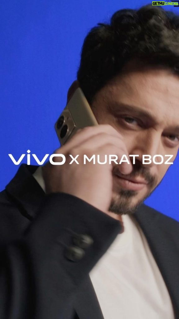 Murat Boz Instagram - vivo hayatı Murat Boz ile kutluyor! Çünkü #HayatKutlamayaDeğer! 🎉 vivo Türkiye’nin yeni marka yüzü Murat Boz ✨ #HayatKutlamayaDeğer ve bu anları unutulmaz kılansa yeni vivo V29 Serisi✨Sen de keşfedilecek güzellikleriyle #HayatKutlamayaDeğer diyorsan bizi takipte kal! #vivo #V29Serisi #VİVOXMuratBoz #V29Serisi #HayatKutlamayaDeğer