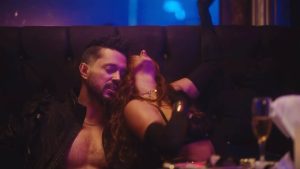 Murat Boz Instagram - Klibimiz yayında, yönetmenime @ecemlawton ve prodüktörüme @nazsenyuva  ve daha sonra bu güzel ekibe sonsuz teşekkürler. Beni evimde hissettirdiniz 🙏🏼

Our video is out now, first of all thanks to my director @ecemlawton and producer @nazsenyuva and then to this beautiful team. You made me feel at home guys 🙏🏼

Director: @ecemlawton
Executive Producer: @muratboz
Production Company: @spacegemsproductions 

Producers: @ecemlawton @nazsenyuva Samantha Grace Miller

DOP: @michael_garcia
1st AD: @the_nomadx

1st AC: @elliotwbarnes
2nd AC: @sarahtakmac

Gaffer: @spencerscranton
Best Boy Electric: @ineedafuckingbeer
Key Grip: @injustice @jmdgrip
Best Boy Grip: Dennis Pires
Grip: Fernando Nevarez
Driver Grip: Abel Soto

Electrician: @perry_alexus
Electric Hyphenate: @iknowjackshaw

Media Manager: Ben Palmer
Fight Coordinator / 2nd Unit Director: @kerryzg

Photographer: @please.no.photoss
Backstage: @ogyzhanapak

Wardrobe Stylist: @kinda.coco 
Custom Grillz & Jewelry: @alligatorjesus
Arcatan Jacket: @GelarehDesigns

Makeup & SPFX Artist: @allydoesmakeup

Album cover MUA: @tayashawki
Grooming: @staygold31

Hair Stylist: @beautybyberenz 

Art Director / Set Decorator: @vectorxing
Production Assistants: @palh2o @liviejeans @annabel.blue

Murat Boz Assistant: @furkan_yavuuz

Editor: @ecemlawton
Post Coordinator: @ertgoztrk x @thepostbrothers

Colorist: @erc0n x @thepostbrothers 
Assistant Editor: @nazsenyuva
VFX: @luka.stemberger @bairamco

Club Main Girl: @annasantucci 
Fight Opponent: @kritmcclean
Murat Entourage: @maxdaniellawton @alligatorjesus
Krit Entourage: @leveeduplay @juarezbrannd

Pole Dancers: @xoblovely @rockstarmjs
Club Girls: @ninocence @mcemscher @sierraworthy @malia.yraguen @poshgirljada 

Bodyguards: @ogyzhanapak @furkan_yavuuz

Club: @the_gentlemens_club_daygirls
Office Main Girl: @mcemscher

Boss: @theaithink Nemesis: @mattmariner Coworkers: @paytonbrianne_ @chiaone @mitch_switch86

News Anchor: @ecemlawton
Casting: @spacegemsproductions 

#DerinMevzular