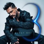 Murat Boz Instagram - Uzun zamandır üzerinde çalıştığımız yeni albümümüz ‘3’ ün ilk şarkısı "Derin Mevzular" 23 Haziran'da tüm dijital müzik platformlarında yerini alacak. Emeği geçen herkese şimdiden teşekkürler 🙏 #DerinMevzular @bozproduksiyon @dmccomtr 📸 @please.no.photoss