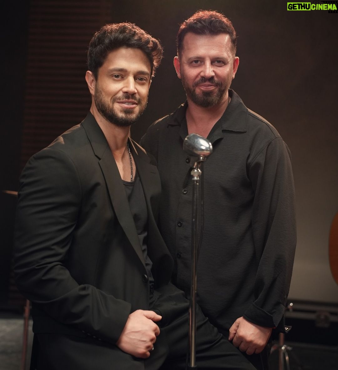 Murat Boz Instagram - İyi ki doğdun brocum 🤍 @alibozofficial