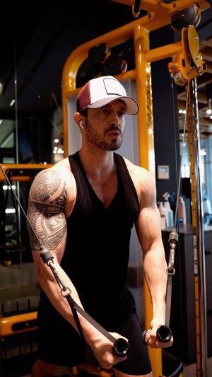 Murat Boz Instagram - 🏋🏻‍♂️