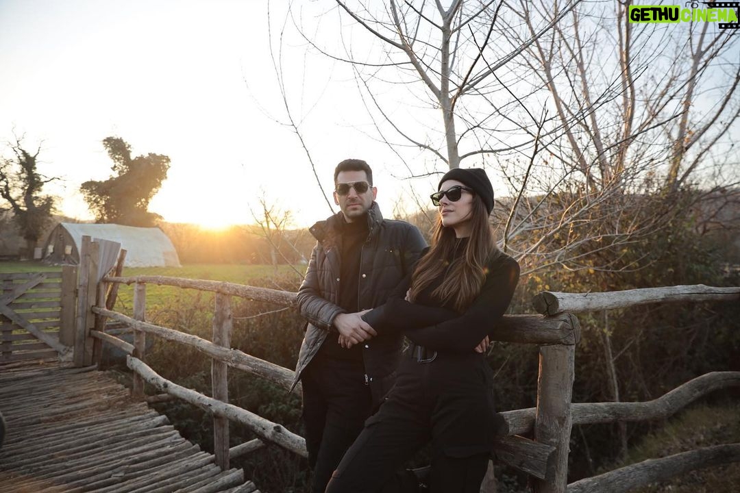 Murat Yildirim Instagram - Bu akşam ki yayını beklerken… @denizbaysal_