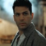 Murat Yildirim Instagram - 5 Kasım Cuma 20:00 de başlıyoruz...💥 AZİZ 💥 @showtv @azizdizisitv
