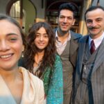 Murat Yildirim Instagram – Bu selfieler sizin için 😎 @iamdamlasonmez @simaybarlass @guvenyadamurat @azizdizisitv