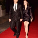 Murat Yildirim Instagram - Magazin Gazetecileri Derneği’nin düzenlediği güzel gecede “En İyi Aksiyon Erkek Oyuncu” ve “En İyi Aksiyon Dizisi” ödülü için teşekkürler 😊 Bütün RAMO ekibimi tebrik ediyorum 👏 ve bizi her zaman destekleyen cefakar RAMO fan club teşekkürler 🙏 ve benim ödülümde çok büyük desteği olan sevgili eşim ❤️ @iman_elbani teşekkürler...