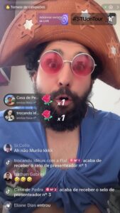 Murilo Couto Instagram - Quantas rosas você mandaria para mim? Vídeo completo no meu #YouTube #MuriloCouto #NPC #humor