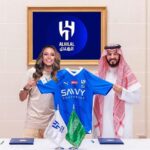 Murilo Couto Instagram - Deu tudo certo pra Larissinha! Ufa! Contrato fechado com Al Hilal com salário milionário e bônus de milho. Reportagem completa no UOL esportes