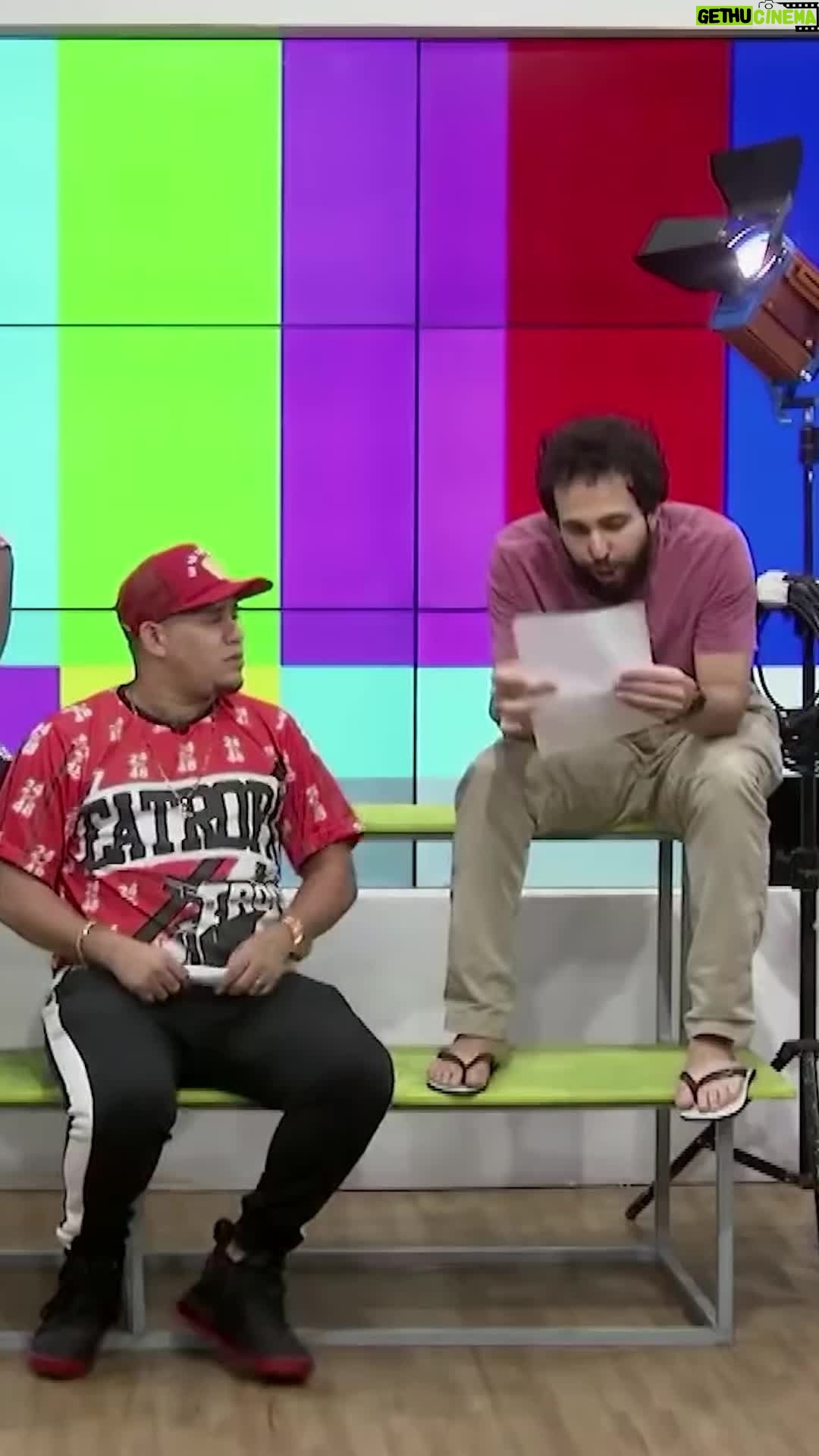 Murilo Couto Instagram - Mano... a cena do brega-funk em Recife é muito louca 😂😎 Tchevechenko e El Loco mandam muito! Sabe o que vai ser mais louco ainda? Minha temporada no Nordeste que acontece essa semana! Vou aqui deixar as datas e o aviso que todas as sessões já estão com ingressos quase acabando 😱 Então corre! 2 de junho - Recife - Teatro RioMar Recife 3 de junho - Natal - Teatro Riachuelo 4 de junho - Fortaleza - Teatro RioMar Fortaleza #MuriloCouto #StandUpComedy