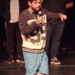 Murilo Couto Instagram - Os talentos da última edição do MuriShow foram no mínimo... diferenciados 😂 Como vocês acham que eu lidei com a versão trap de Molejo? #MuriloCouto #StandUpComedy