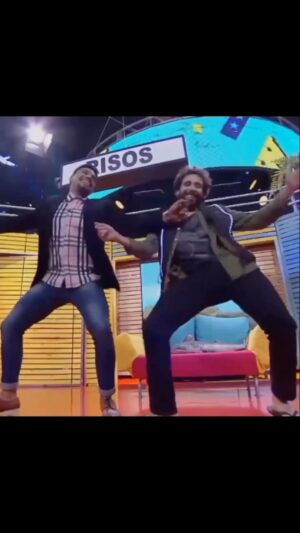 Murilo Couto Instagram - Eu já sabia essa coreografia antes da moda. Respeita nosso Chris Brown! @naldobenny 
TEMPORADA DE SHOW EM SÃO PAULO! 12, 19 e 26 de maio no teatro Frei Caneca