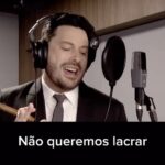 Murilo Couto Instagram - Não acredita em milagres? Comece a acreditar, pois foi isso que fez pessoas como nós em tempos como esses ficar 10 anos no ar. Hoje estreamos nossa nova temporada comemorando uma década de talk-show no SBT e todos vocês ajudaram a construir essa história. Obrigado por fazerem parte desse milagre, pessoal!