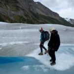 Murilo Couto Instagram - Reis da Patagônia! Clima suave do verão de El Calafate me lembrou Belém❄️. Muito obrigado @brasileirosemelcalafate e @flexviagens e @polianacamelo que fizeram tudo por nós nessa viagem! Glaciar Perito Moreno