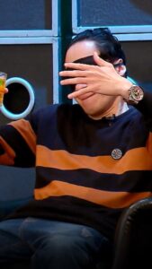 Murilo Couto Instagram - Dedo no c* e gritaria #sbt #thenoite #thenoitecomdanilogentili #danilogentili #murilocouto #tomdemoletom