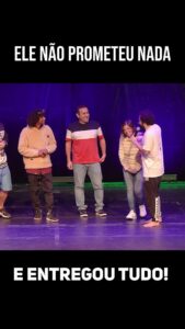 Murilo Couto Instagram - Esse Momento é inesquecível! O dia que o Marido @flaviogcarmona soltou a fera enjaulada dentro de si! Próximos shows! 16. NOVEMBRO TEATRO LAURO GOMES QUINTA | 21H SÃO BERNARDO DO CAMPO / SP ---------------------------- 18. NOVEMBRO CENTRO CULTURAL SRM SÁBADO | 21H MAIRINQUE / SP ---------------------------- 19. NOVEMBRO TEATRO PAULO AUTRAN DOMINGO | 20H AMERICANA / SP --------------------------- 24. NOVEMBRO TEATRO DESAFIO SEXTA | 20H30 COTIA / SP link na Bio #murilocouto #humor #dança