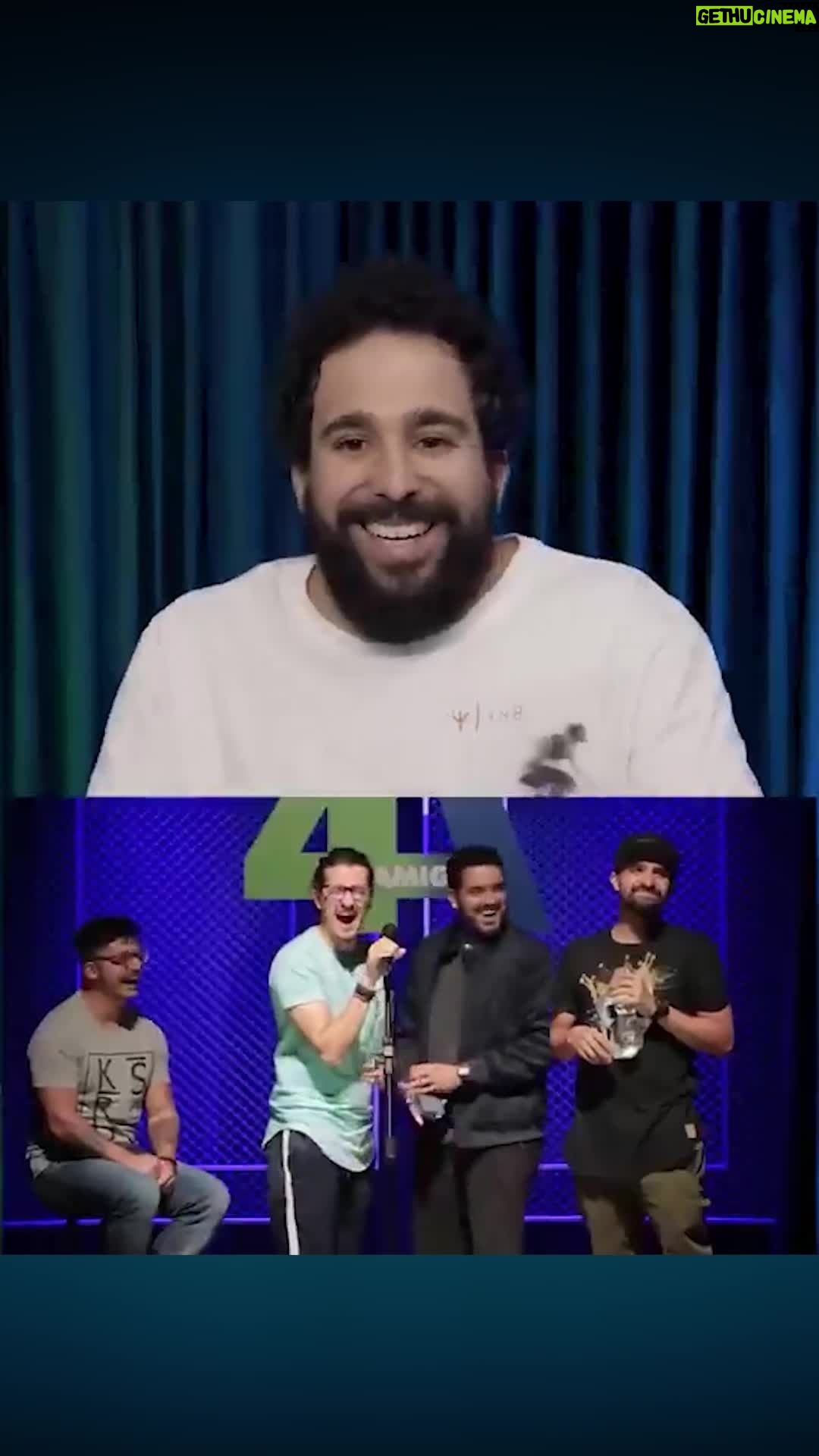 Murilo Couto Instagram - Alô pessoal, a fila de piadas do @os4amigos voltou e ta rolando um especial lá no canal, tá muito fera! #MuriloCouto #4amigos #Humor #filadepiadas Próximos shows, link na Bio: 01. NOVEMBRO TEATRO GACEMSS QUARTA | 19H VOLTA REDONDA / RJ ------------------- 02. NOVEMBRO TEATRO BANGÚ SHOPPING QUINTA | 20H RIO DE JANEIRO / RJ -------------------- 03. NOVEMBRO CENTRO ESPANHOL DE SANTOS SEXTA | 21H SANTOS / SP