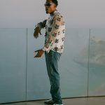 Myke Towers Instagram - BAJO EL S🌞L Prod By @chrisjedi @gabymusic OUT NOW!!! Etiquétenme cuando la escuchen #youngkingz