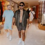 Myke Towers Instagram - Cuando me ponga ready voy sin camisa pa los show qsj 🤷🏾‍♂️