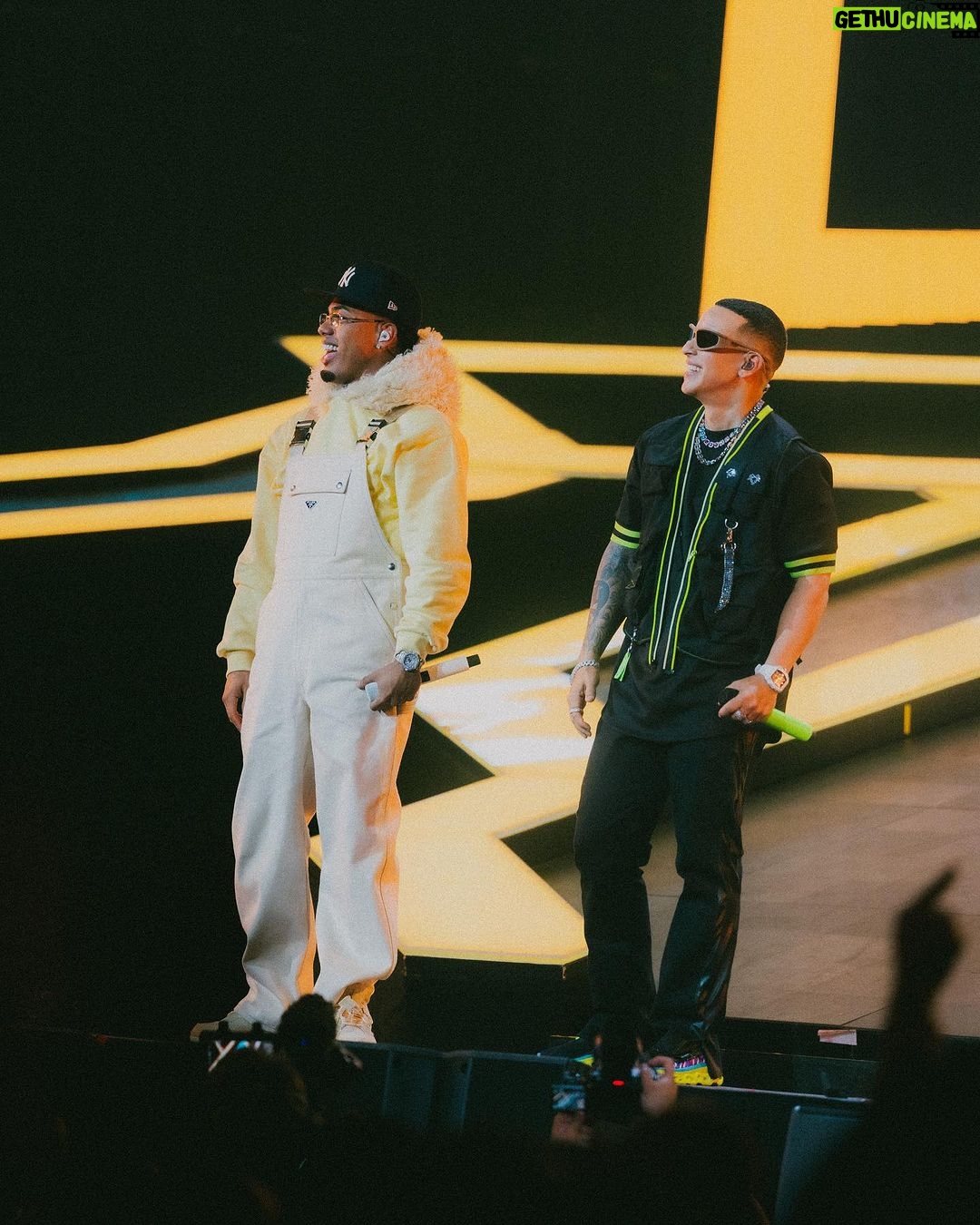 Myke Towers Instagram - No es culpa mía Uo, Si ella se me pega descontrolá 🤯😈🤪 #vltnlm #youngkingz