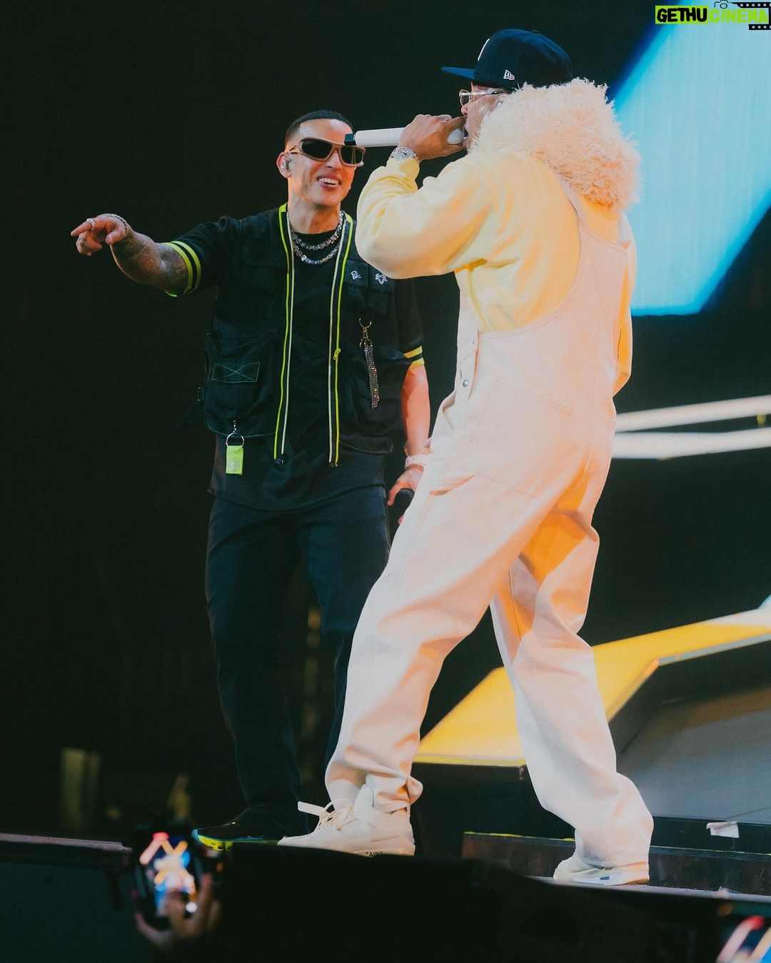 Myke Towers Instagram - No es culpa mía Uo, Si ella se me pega descontrolá 🤯😈🤪 #vltnlm #youngkingz