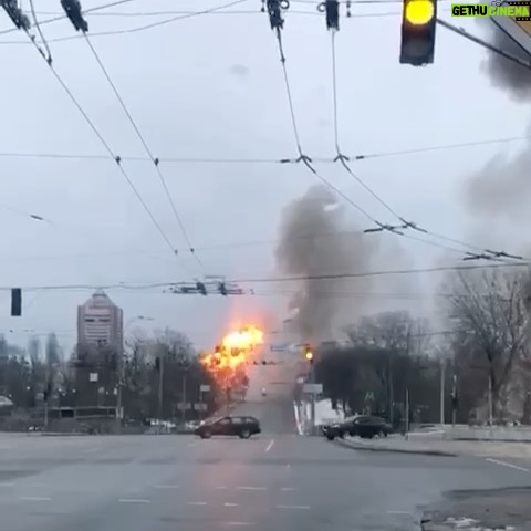 Mykhailo Khoma - 35.3K Likes - 🆘росія атакує телевежу у Києві🤬🤬🤬🤬🤬🤬🤬🤬🤬🤬🤬🆘путін вбиває мирних людей🆘
