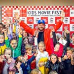 Mykhailo Khoma Instagram - Сьогодні в перерві між поїздками на спеціальні покази фільму «ДЕ ГРОШІ» завітав до своїх маленьких друзів на Дитячий кінофестиваль. Я спокійний - майбутнє українського кіно в надійних руках! Дякую всім організаторам Kids Movie Fest і Держкіно за запрошення! @dergkino_ukraine Будинок кіно
