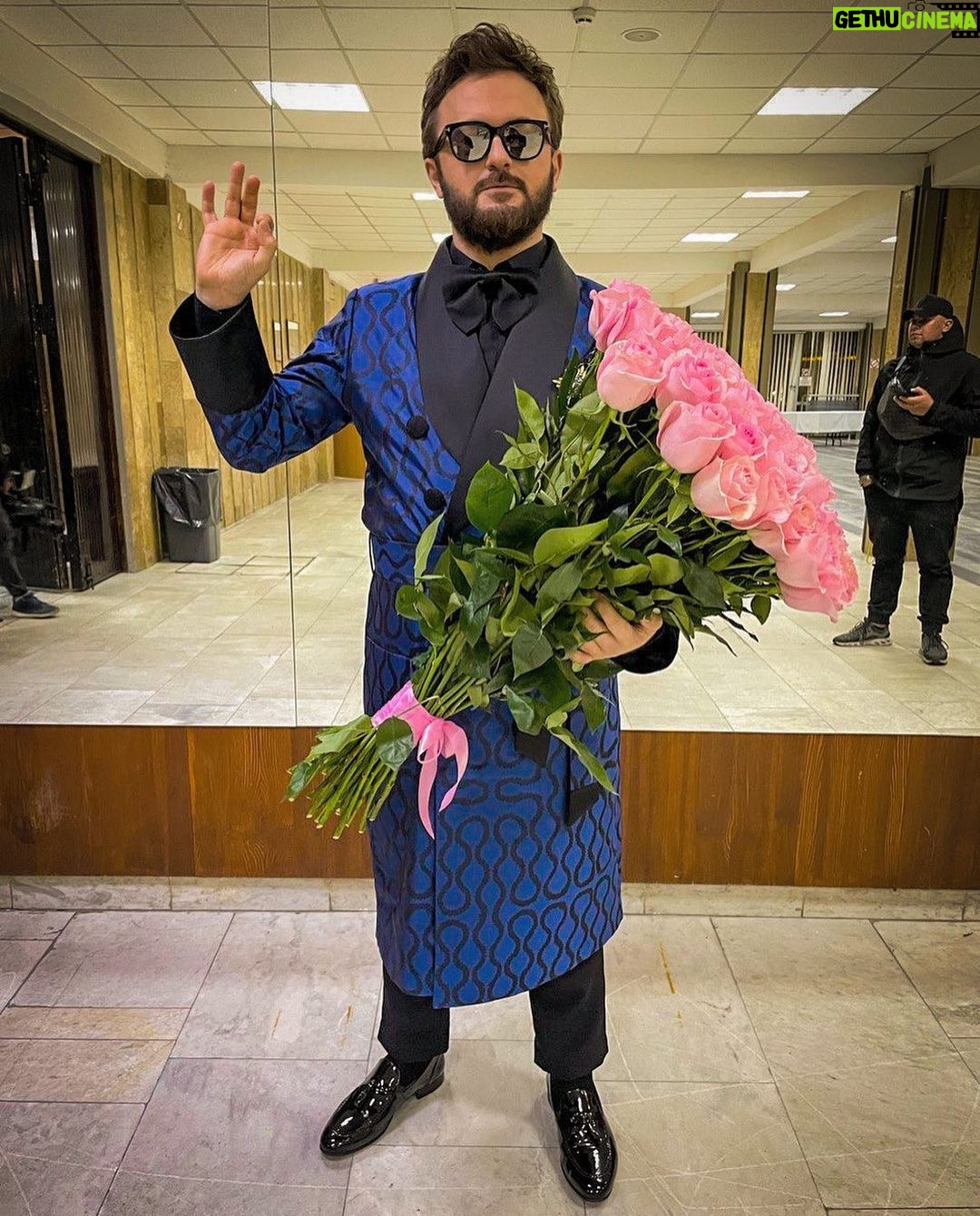 Mykhailo Khoma - 16.9K Likes - @polyakovamusic ти КОРОЛЕВА👸🏼
Дякую тобі за вчорашнє ШОУ
Люблю тебе❤️
Щасливі люди на Землі☺️