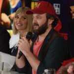 Mykhailo Khoma Instagram - Вчора відбувся допрем’єрний показ пригодницької комедії-квесту «ДЕ ГРОШІ»! Дякуємо всім нашим гостям за привітання! Дякуємо Держкіно і нашій команді, що ми це зробили! Перші глядачі вже бачили фільм і склали своє враження, а з 21 жовтня у всіх кінотеатрах України зможе побачити кожен! Підтримайте українське кіно!