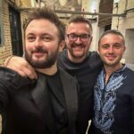 Mykhailo Khoma Instagram - Кузьма, з Днем Народження!!! Ти назавжди у наших серцях ❤️‍🔥 Сьогодні у Львові через тривоги так і не вийшло заспівати тобі Друже, ну тоді хай «Горить🔥палає техніка ворожа» Львів