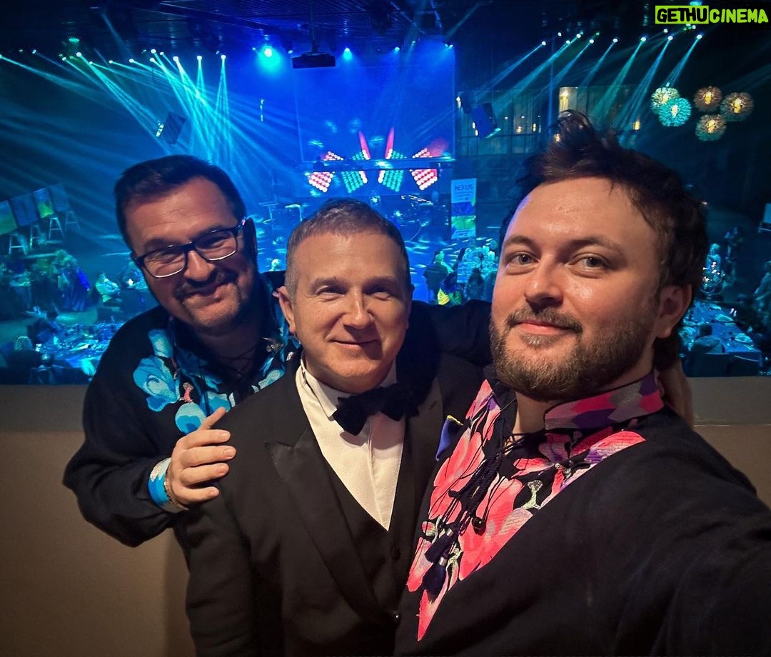 Mykhailo Khoma Instagram - Дякую всім хто був на наших концертах і вечері в Ізраїлі. Разом допомагаємо країні і наближаємось до перемоги. Дякую✊✊✊ Слава Україні🇺🇦