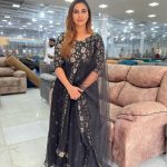 Myna Nandhini Instagram - Darling thank u soo much for this black amazing fit super quality @chakrabortymukta 🥰😘😍