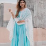 Myna Nandhini Instagram - Thank you sou much for this amazing dress from @chakrabortymukta Camera @skmani_photography thanks da thambi alaha yeduthuruka @local_vj_mani