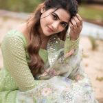 Myna Nandhini Instagram - I love this colour combo light green salwar @chakrabortymukta and camera @skmani_photography🥰😍 @local_vj_mani