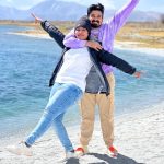 Myna Nandhini Instagram - இந்த உலகில் யாரும் அனாதை அல்ல இனிமையை தர காற்றும் வழிகாட்ட வானமும் இருக்கும் வரை Love - @iam_yogeshwaram Travel Partner - @touronholidays Pongong Lake,ladakh