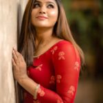 Myna Nandhini Instagram - 🥰🥰😍❤️❤️❤️ pc @camerasenthil Disgner @nirali_design_house Makeup @makeupartistrybykavithasekar