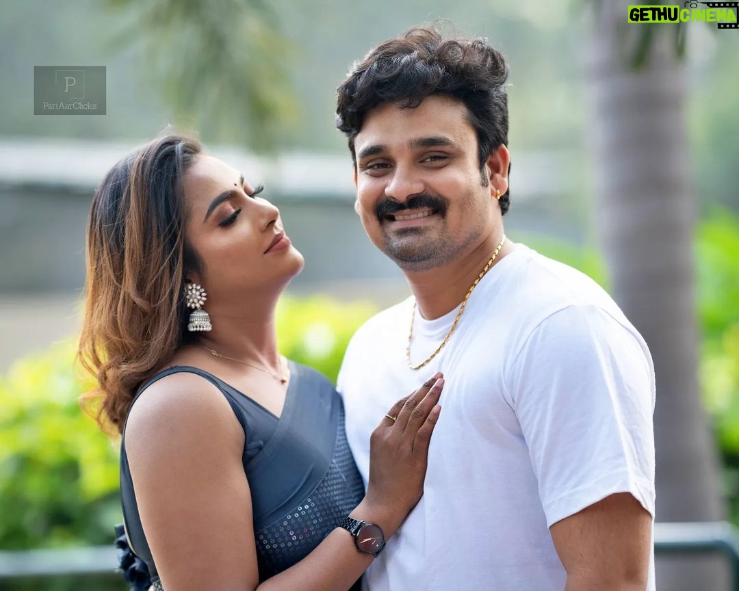 Myna Nandhini - 115.4K Likes - #happyvalentinesday❤️
Photography - @pariaarclicks