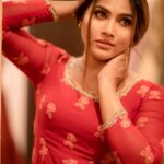 Myna Nandhini Instagram - 🥰🥰😍❤️❤️❤️ pc @camerasenthil Disgner @nirali_design_house Makeup @makeupartistrybykavithasekar