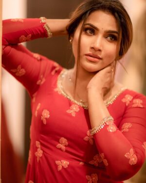 Myna Nandhini Instagram - 🥰🥰😍❤️❤️❤️ pc @camerasenthil 
Disgner @nirali_design_house  Makeup @makeupartistrybykavithasekar