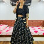 Myna Nandhini Instagram - Yes am in Big boss now chellakutties need all your support and love makkale @vijaytelevision thank u so much for the opportunity @pradeepmilroy boss ❤️❤️❤️❤️❤️