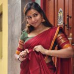 Myna Nandhini Instagram - Sorry for the late post my Challakutty s happy ayuthapoojai nalvalthukkal My beautiful half saree @ivalinmabia