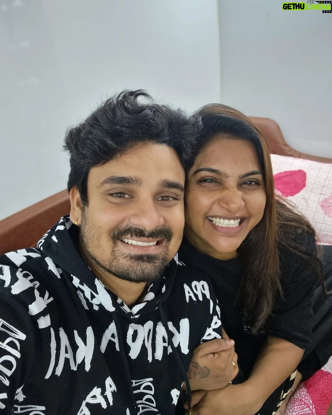 Myna Nandhini - 120.7K Likes - #happyanniversarymylove #missyousomuch❤️ #papa
