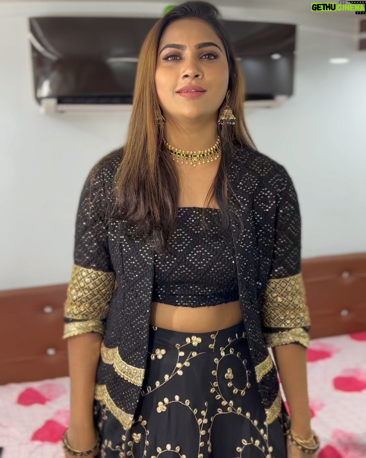 Myna Nandhini - 115.2K Likes - Yes am in Big boss now chellakutties need all your support and love makkale @vijaytelevision thank u so much for the opportunity @pradeepmilroy boss ❤️❤️❤️❤️❤️