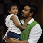 Myna Nandhini Instagram - #familyphotography #dancejodidancereloaded @aryaoffl @myna_nandhu Pc- @storiesbysidhu @deepak_cheewtu
