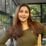 Myna Nandhini Instagram - Theme - Russet brown🤩 Zazzalized Haircolor for Myna. We belive that every individual is unique irrespective of their complexion. We are here to help you look good and feel good. The level of confidence that one carries can boost up your game of life. ☎️For appointments and other service details: 🌐 Waww.zazzlesalon.com 📍Trichy cantonment: 9610023456 📍Trichy Thillainagar: 8682077777/    0431-4216777 📍Coimbatore Rs puram: 9610045678/ +914224367770 📍Chennai Nungambakkam: 9610056789 📍Thanjavur : 9944429295 📍Velachery : 7449015555 #hairoftheday#hairsalon#keratin#kerablast#zoil#zazzle#salon#hairstyles#haircolor#haircare#hairinspiration#haircolorist#hairtransformation#hairexpert#hairgoals#shorthair#hairmakeover#hairconsultation#styleoftheday Zazzle Salons Nungambakkam