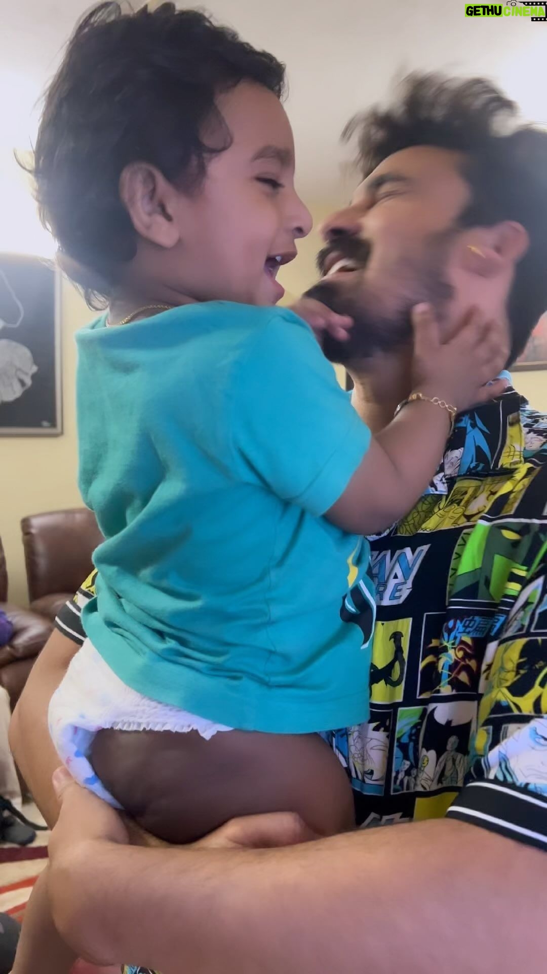 Myna Nandhini - 77.8K Likes - Super hero adivangum tharunam @iam_yogeshwaram 🥰😍❤️