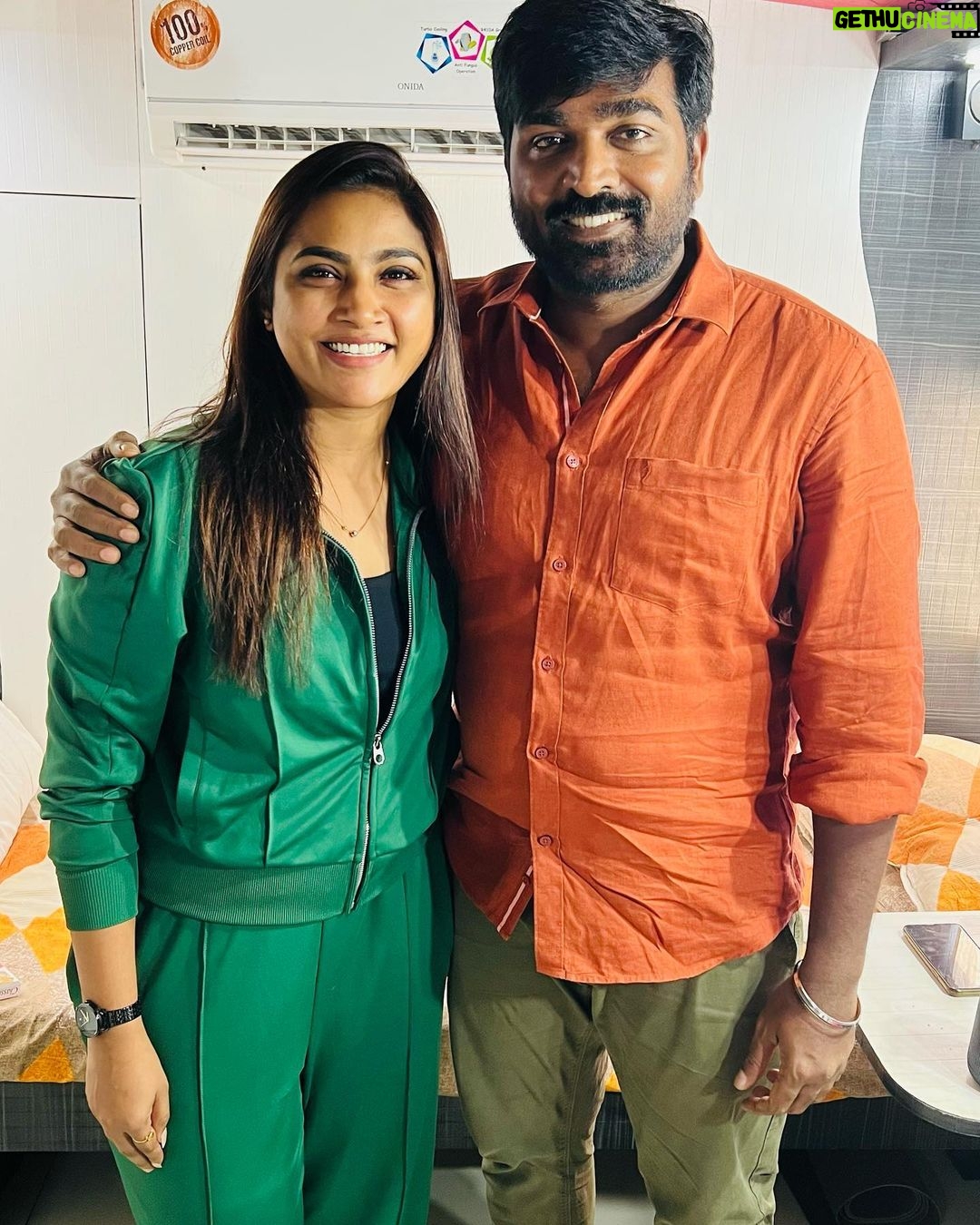 Myna Nandhini Instagram - Very very happpy and love work with u sir @actorvijaysethupathi i am soo blessed😍🥰❤️ waiting