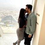 Myna Nandhini Instagram - #bujialarab #couplegoals #happyholidays @myna_nandhu @pickyourtrail @raynatours_ Burj Al Arab Jumeirah