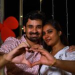 Myna Nandhini Instagram - Love u pappa love u forever nammakku ponnu iruntha intha mathiri oru paiyen than venumnu vendiruppen ne kidachathuku i am so 🍀 lucky happy Valentine’s Day @iam_yogeshwaram