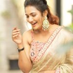 Myna Nandhini Instagram - Saree from @thorkal_couture_official camera @skmani_photography Makeup @jiyamakeupartistry Hairdo @mani_stylist_ Saree @sareedrapistchennai jewellery @new_ideas_fashions