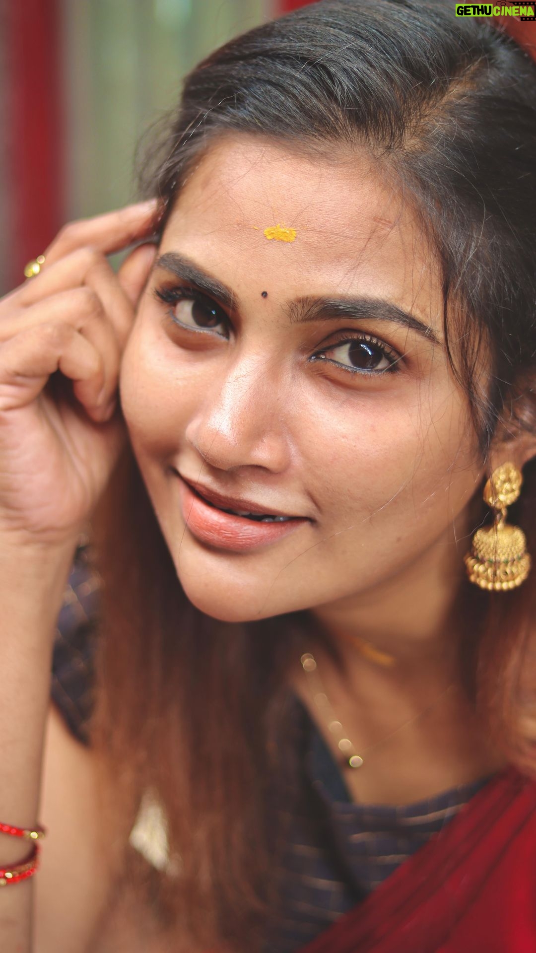 Myna Nandhini - 253.5K Likes -